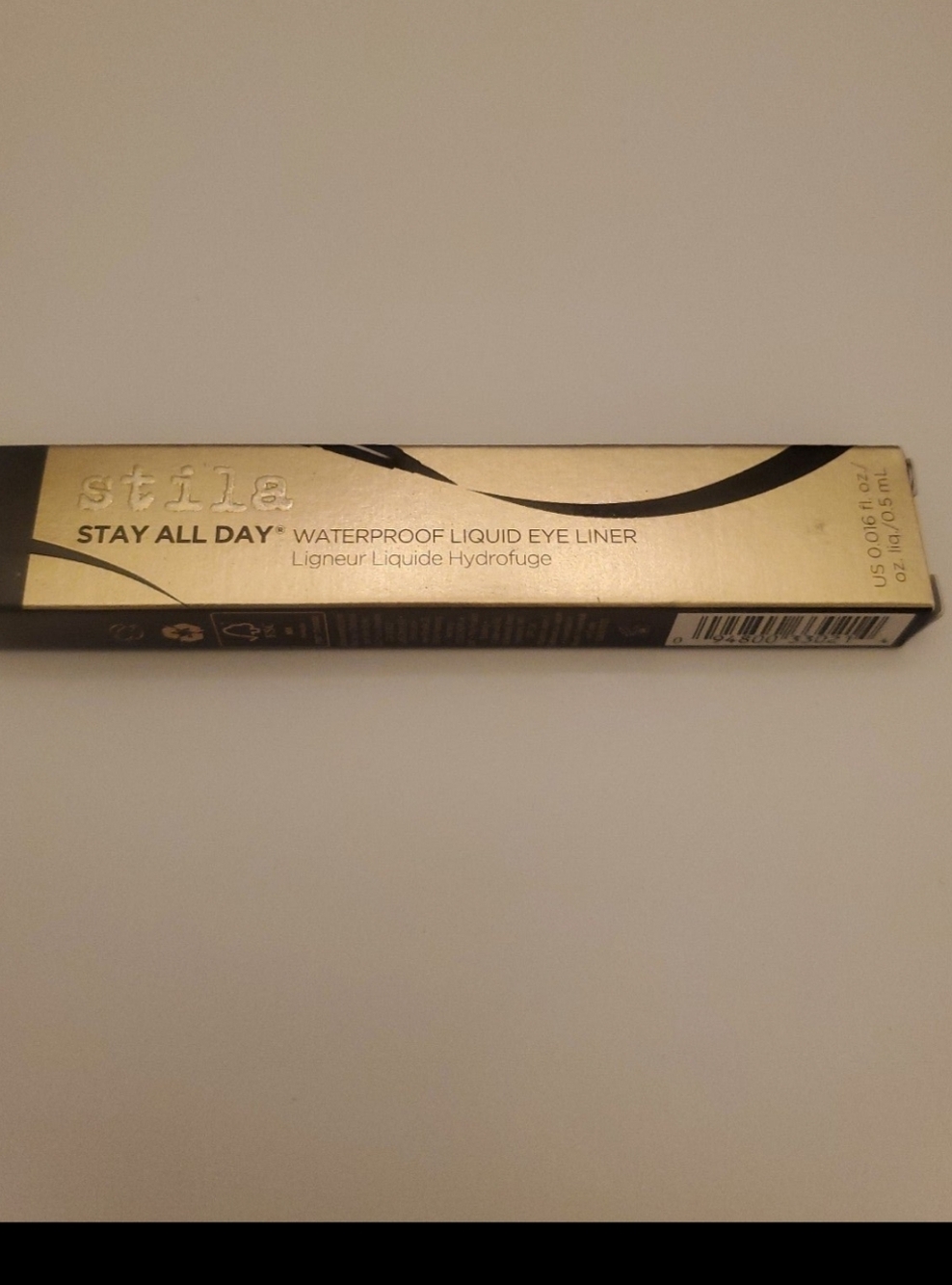 Stila Stay All Day Waterproof Liquid Eyeliner INTENSE BLACK. BNIB - Picture 2 of 4